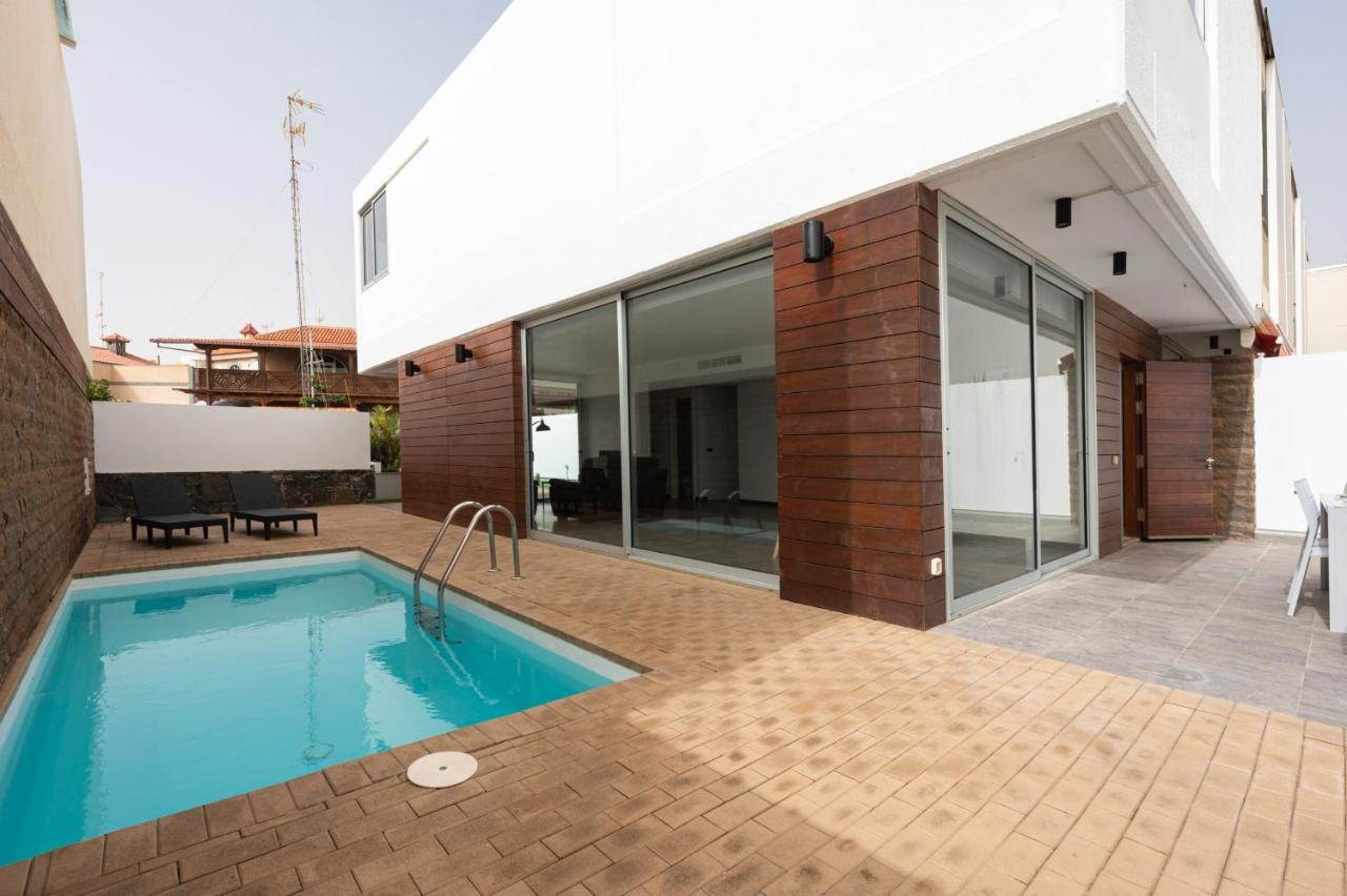 فيلا Modern 2Br House - Private Pool - Parking San Bartolomé المظهر الخارجي الصورة